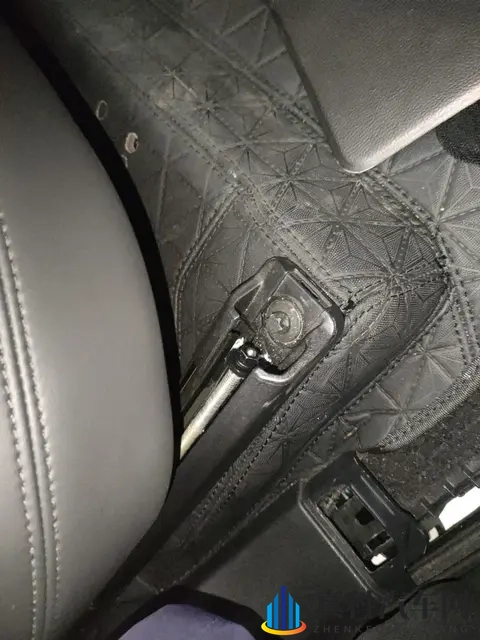 准新一手路虎揽运:28万公里,698万体验陆地头等舱?-2