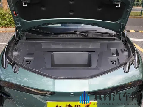 新款极氪X正式上市,新增“西雅图绿”配色,配置调整,会畅销吗-3