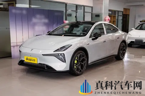 1399 万深蓝 L06 试驾：技术平权是否已至？-3