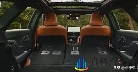 少妇被按摩高潮A片:女性理疗体验,极致舒爽感受-2