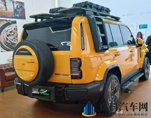 奇瑞一“大号SUV”来了，长得像路虎卫士+混动引擎，走平价路线-3