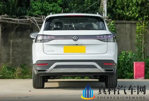 福特领睿燃油版宽适大空间对比大众探岳,谁是全家出行优选?-3