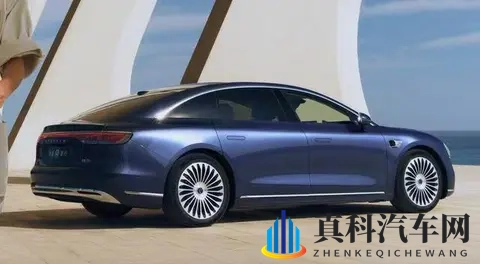 换标增配再出征!新款享界S9产品力硬刚同级竞品-1