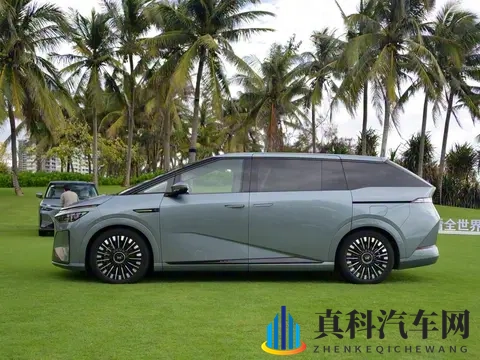 预售价35万的小鹏X9增程版来了！15T增程+后驱！能否挽救销量？-3