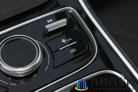 买插混的车友可以下手了，吉利新车限时688万起，带400V快充！-2