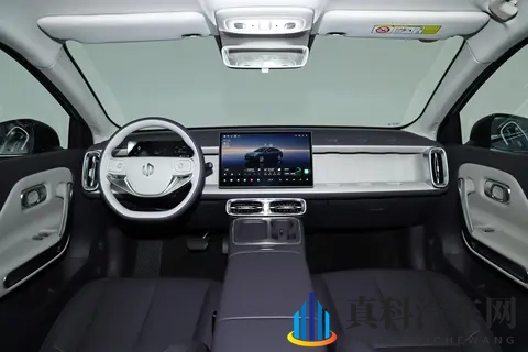 预算10万左右买纯电轿车，为什么推荐零跑B01？-1