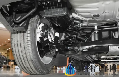 968 万起，却想“通吃”10 万级 SUV？全新卡罗拉锐放拉给出答卷-3