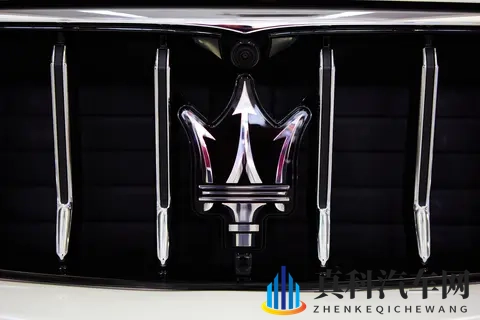 陈冠希阿娇被啪啪高潮：陈冠希阿娇试驾新车，性能爆棚好评如潮-2