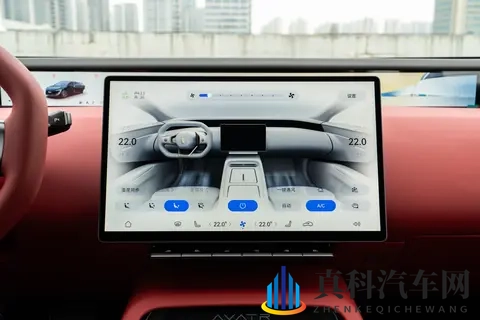 华为深度加持,鸿蒙座舱,12扬声器+冰箱,试驾阿维塔12-1