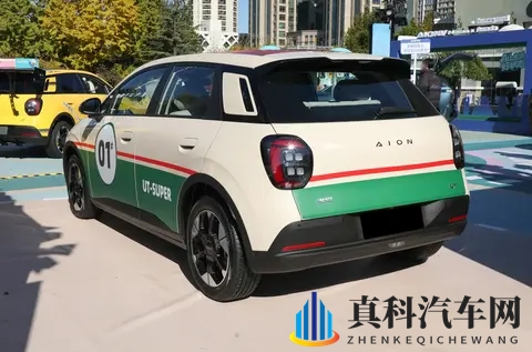 男女打扑克差差差:汽车市场揭秘:男女购车偏好大不同-3