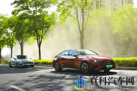 奔驰CLA纯电上市，能成为奔驰纯电赛道的救命稻草吗？-1