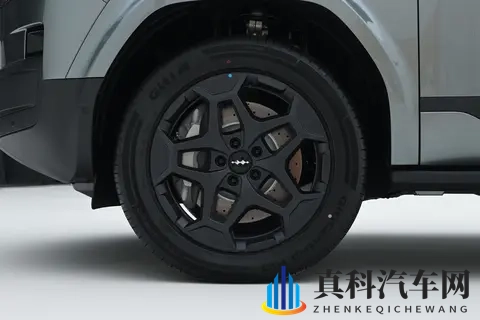 1798万买方盒子，家用、越野两不误，方程豹钛7适合谁？-3