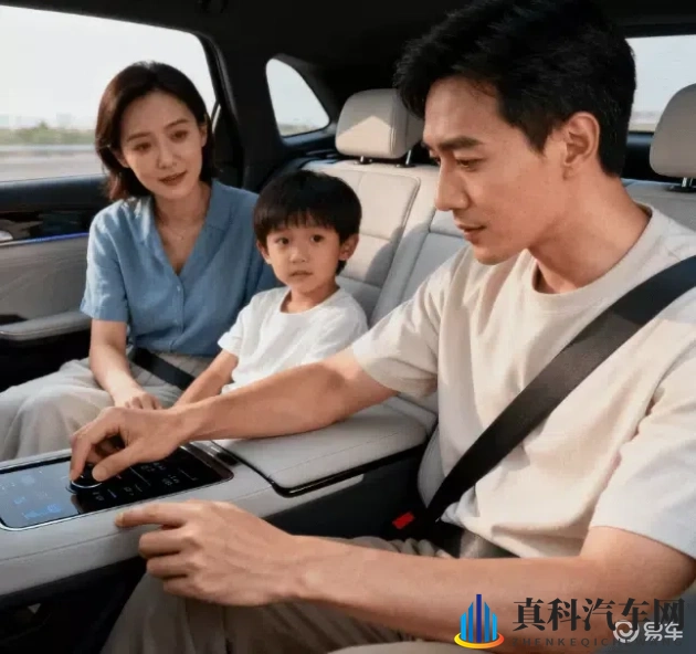 月薪九千家庭,18万购车选M03 Max还是极氪x-1