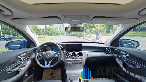 12万拿下蓝色奔驰C260L，圆你奔驰梦！-1