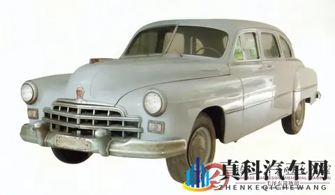 【看图说文】韶山冲里那辆银灰色吉姆车-2