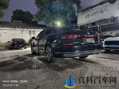 三年帕萨特星空版,12万拿下,宜商宜家好选择-1