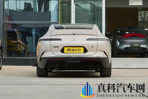 阿维塔又出新车！标配4颗激光雷达+华为乾崑ADS 4，限时2599万起-2