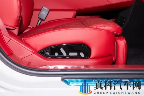 阿维塔上“硬菜”!4激光雷达+双零重力座椅,这车到底有多香?-1