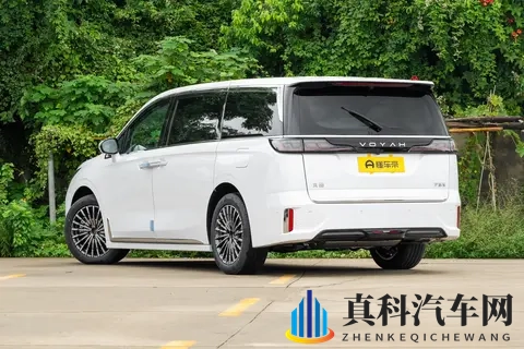 26款岚图梦想家PHEV 乾崑 Ultra 解析：高端 MPV 的豪华与实用平衡-1