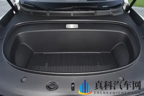 预算15万左右，想买纯电轿车，先别急着下手！它值得你体验-1