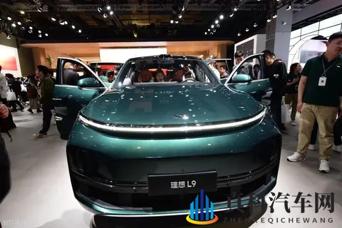 理想 10 月交付 318 万暴跌 38%！累计 146 万背后，纯电救场能否翻盘？-3