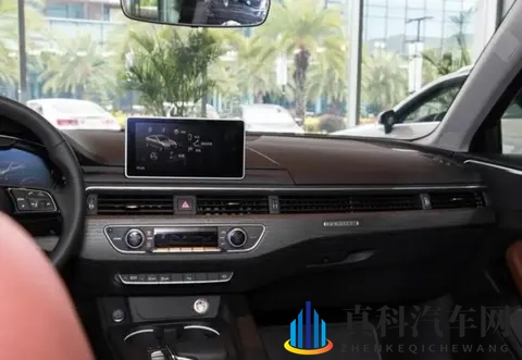 奥迪A4L疯降14万!18万开德系四驱豪车。-1