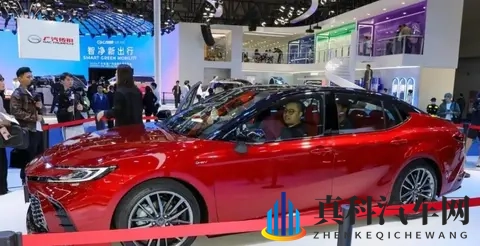 丰田王炸降价20万！从328万跌至126万，4L油耗开20年不坏！-3