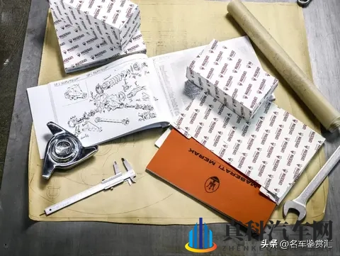 丰满少妇被猛烈进入无码蜜桃：成熟女性热烈交融，蜜桃成熟时-1