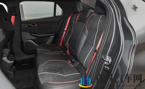 这台领克03，配置丰富，动力强劲，你会喜欢吗？-2