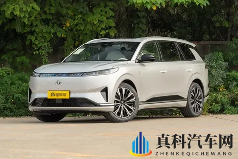 试驾eπ008五座版:让全家人都满意的家用车,到底什么样?-1