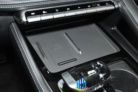 卷疯了!星瑞东方曜:10 万价,B 级空间 + 高通 8155-1