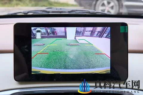 2025款五菱宏光MINIEV购车指南:多花5千元升级的配置到底值不值-2