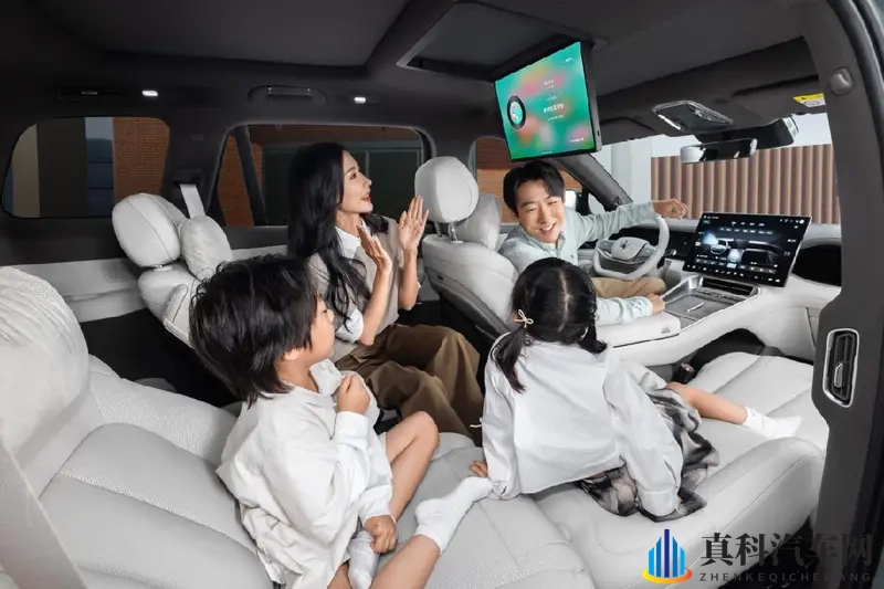 标配易三方、云辇-A和激光雷达，大六座腾势N8L正式上市-1