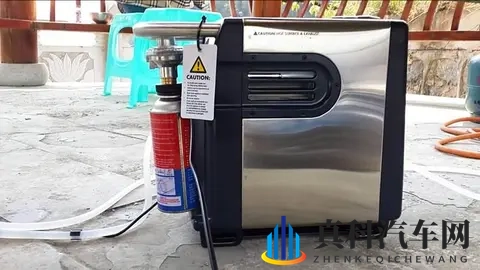 智己LS9后备箱的洗澡机和帐篷是巧思-1