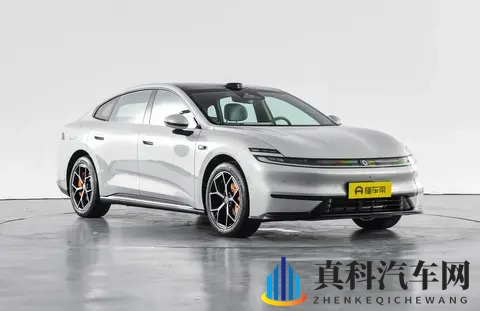 长安启源A06深度试驾:全方位考量,满足全家出行需求-3