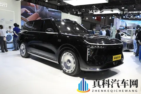 权益价3369万起,“9字辈”新成员,智己LS9开启预售-2