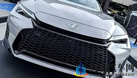 雷克萨斯IS改款降价7万，底盘质变震动市场-1