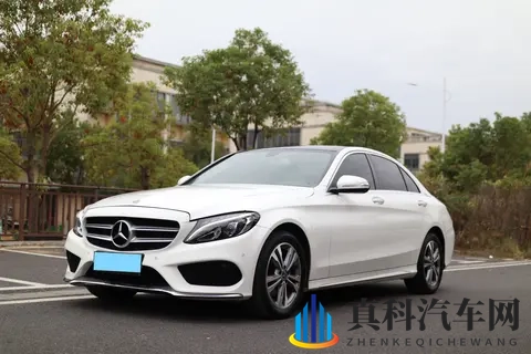 11万多拿下白色奔驰C级，家用代步有面儿-2