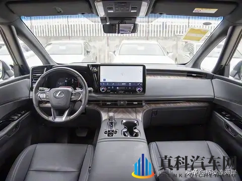 1199万起!雷克萨斯LM改款暗藏玄机-2