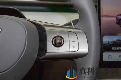 激光雷达+磁流变悬架，续航超600km，这15万级纯电车太懂咱了！-3