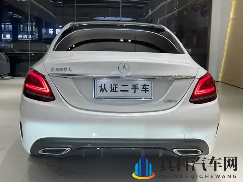 开了不到一年就换？准新一手奔驰C级，这价格真香！-1