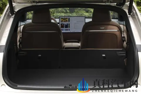 乐道L60长续航版深度试驾:实力诠释什么才是家用纯电SUV-1