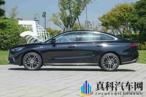 十项升级+“华系”智能,阿维塔12 四激光版开启预售-1