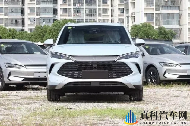 艳女TV：新能源汽车崛起，豪华车风云变幻，揭秘未来出行新趋势-1