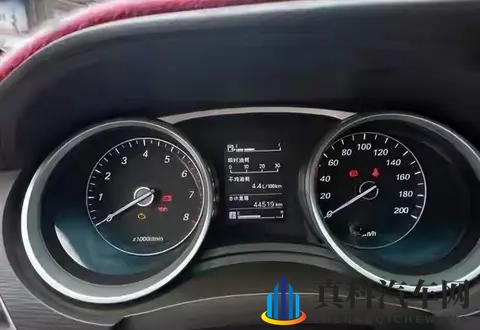 张明戳破油耗假象!表显好看全是演!真实数据才不跟你客气!-1