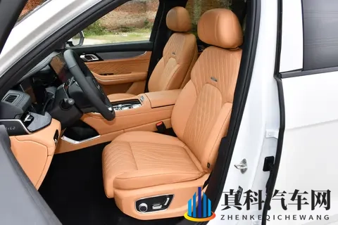 逆天黑科技!领克09四驱探索版:1988万起能买到30万级的体验?-3