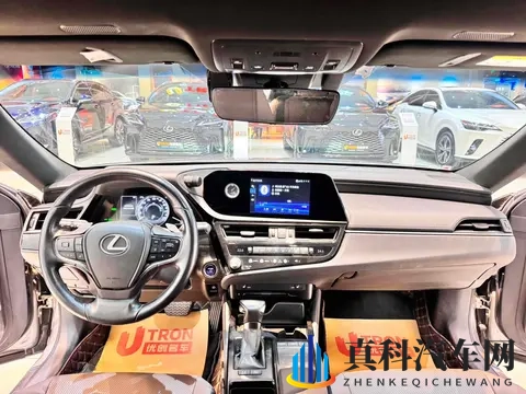 24万多拿下雷克萨斯ES混动,宜商宜家,省油之选!-1