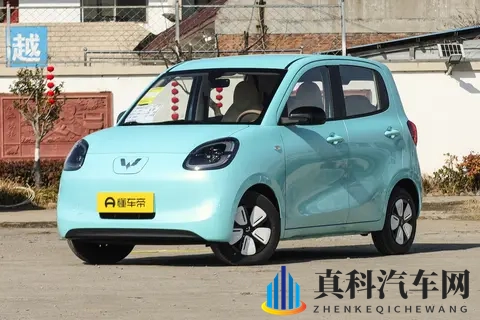 448万起,宏光MINIEV四门版怎么选?对比之后有答案了-2