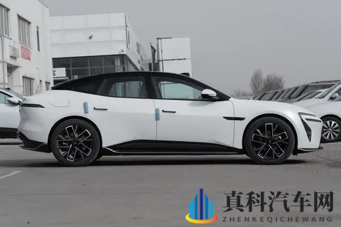 阿维塔 06 Elite 上市：华为激光雷达成标配，智驾实力藏不住了-1