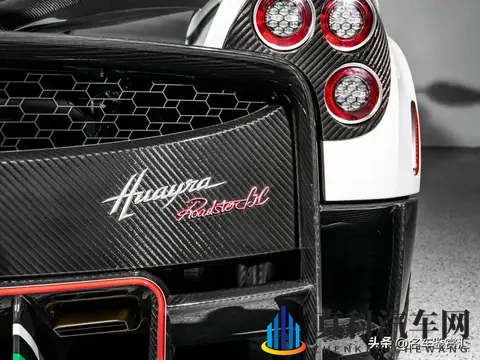 每日超跑系列:2020 帕加尼 Huayra Roadster BC Quaranta-1